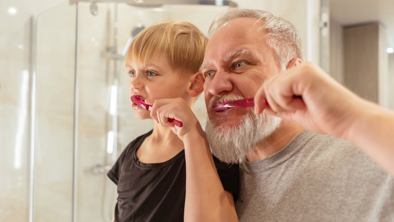 À chaque âge sa méthode de brossage des dents !